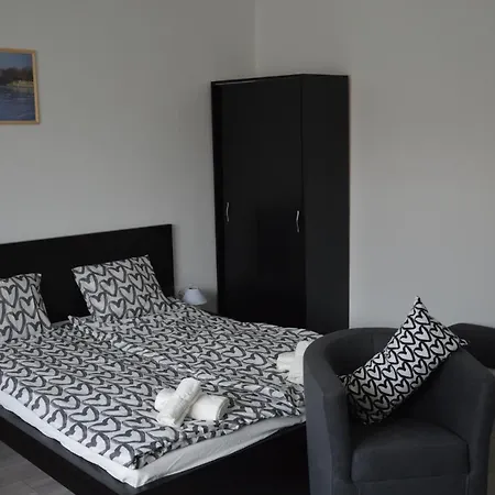 Apartman-tata Apartment *